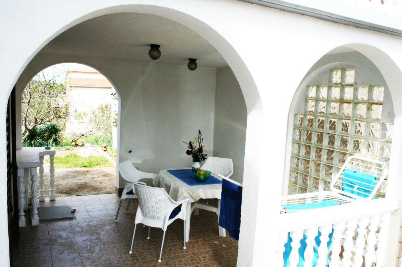 ויר Apartment Azriel מראה חיצוני תמונה